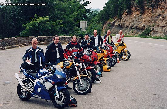 line_bikes_guys_judea
